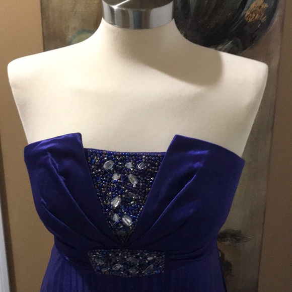 Mi michelle size medium dress - Picture 2 of 6